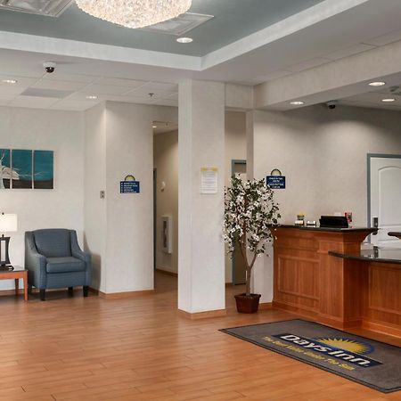 Days Inn By Wyndham Watertown Fort Drum Evans Mills Exterior foto